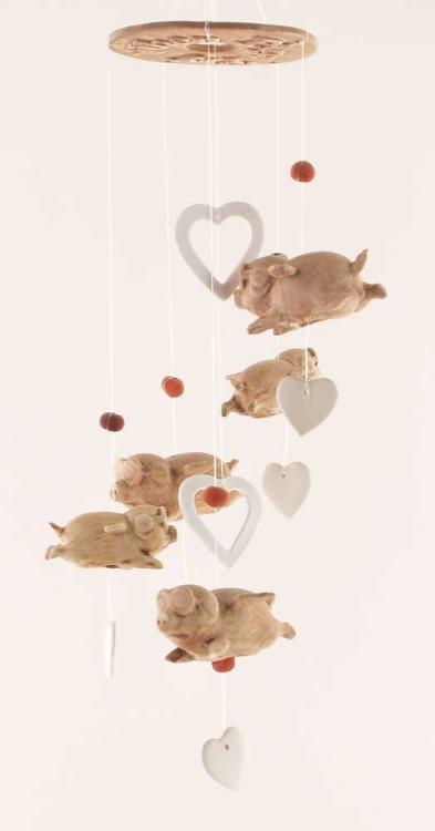 When Pigs Fly with Hearts Valentine Wind Chimes Garden Decor